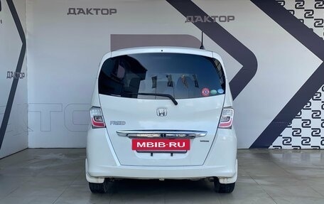 Honda Freed I, 2012 год, 1 050 000 рублей, 6 фотография