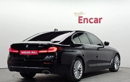 BMW 5 серия, 2022 год, 4 336 000 рублей, 2 фотография