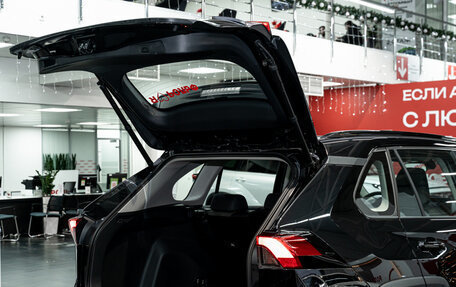 Toyota RAV4, 2025 год, 4 390 000 рублей, 7 фотография