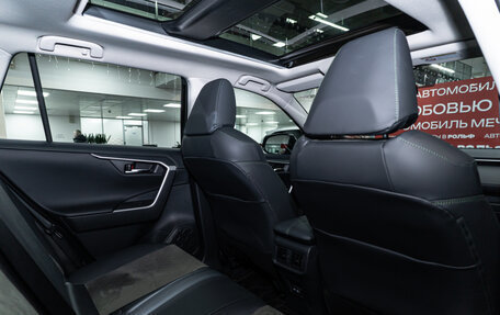 Toyota RAV4, 2025 год, 4 390 000 рублей, 23 фотография