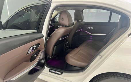 BMW 3 серия, 2022 год, 3 100 000 рублей, 13 фотография