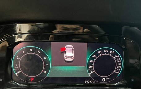 Volkswagen Golf VIII, 2022 год, 1 950 000 рублей, 9 фотография