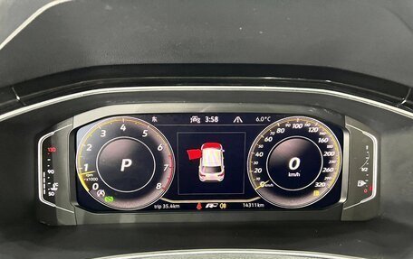 Volkswagen T-Roc I, 2021 год, 1 905 000 рублей, 10 фотография