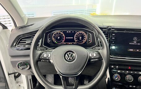 Volkswagen T-Roc I, 2021 год, 1 905 000 рублей, 11 фотография