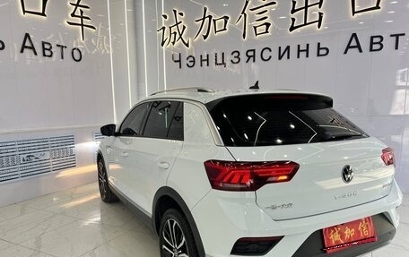 Volkswagen T-Roc I, 2021 год, 1 905 000 рублей, 5 фотография