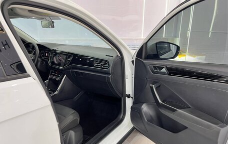 Volkswagen T-Roc I, 2021 год, 1 905 000 рублей, 19 фотография