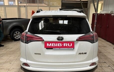 Toyota RAV4, 2015 год, 2 049 000 рублей, 9 фотография