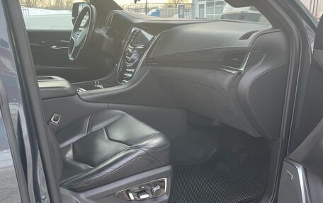 Cadillac Escalade IV, 2019 год, 7 000 000 рублей, 10 фотография