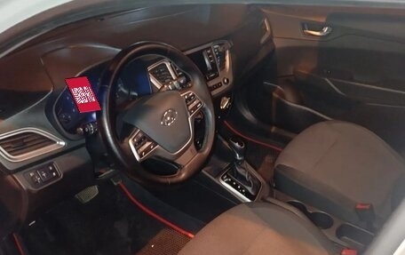 Hyundai Solaris II рестайлинг, 2020 год, 1 570 000 рублей, 4 фотография