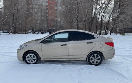 Hyundai Solaris II рестайлинг, 2011 год, 750 000 рублей, 5 фотография
