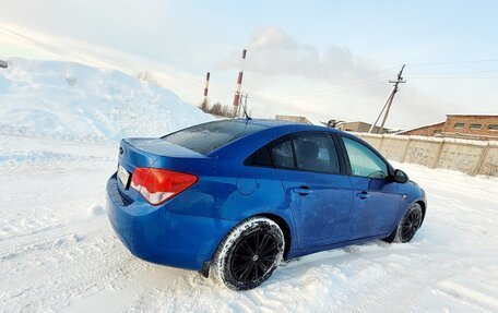 Chevrolet Cruze II, 2011 год, 790 000 рублей, 4 фотография