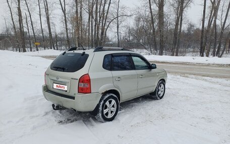 Hyundai Tucson III, 2008 год, 750 000 рублей, 3 фотография