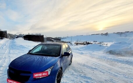 Chevrolet Cruze II, 2011 год, 790 000 рублей, 3 фотография