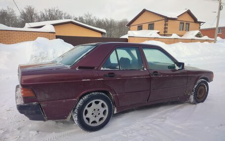 Mercedes-Benz 190 (W201), 1992 год, 145 000 рублей, 9 фотография