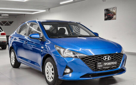 Hyundai Solaris II рестайлинг, 2021 год, 1 704 000 рублей, 5 фотография