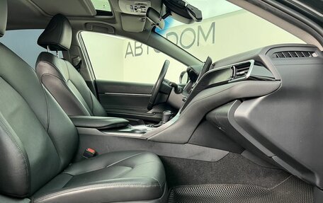 Toyota Camry, 2023 год, 3 490 000 рублей, 12 фотография