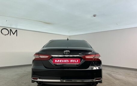 Toyota Camry, 2023 год, 3 490 000 рублей, 4 фотография