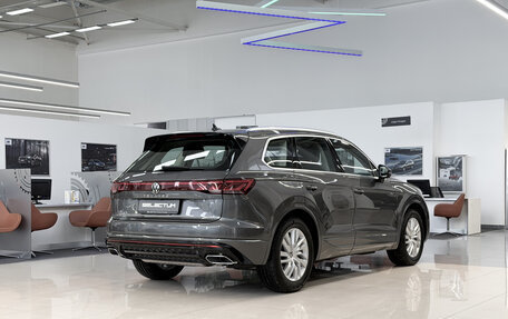 Volkswagen Touareg III, 2025 год, 8 390 000 рублей, 10 фотография
