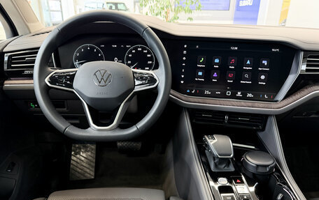 Volkswagen Touareg III, 2025 год, 8 390 000 рублей, 23 фотография