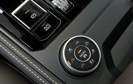 Volkswagen Touareg III, 2025 год, 8 390 000 рублей, 28 фотография