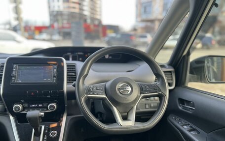 Nissan Serena IV, 2016 год, 1 700 000 рублей, 10 фотография