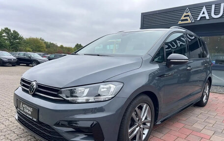Volkswagen Touran III, 2025 год, 2 900 000 рублей, 3 фотография