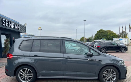 Volkswagen Touran III, 2025 год, 2 900 000 рублей, 4 фотография