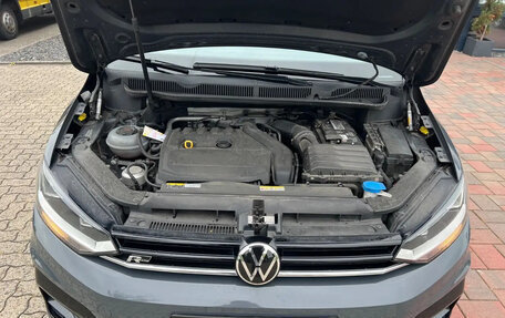 Volkswagen Touran III, 2025 год, 2 900 000 рублей, 15 фотография