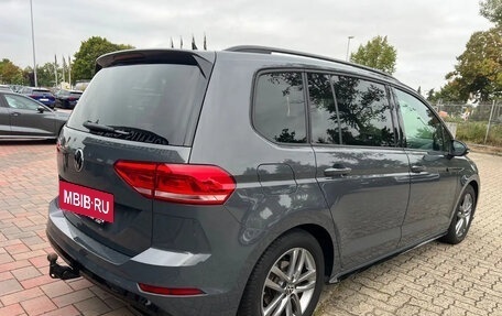 Volkswagen Touran III, 2025 год, 2 900 000 рублей, 7 фотография