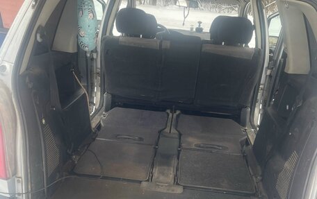 Opel Zafira A рестайлинг, 1999 год, 360 000 рублей, 10 фотография