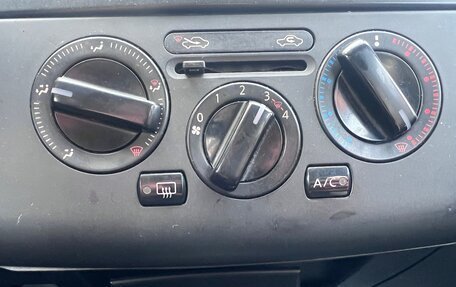 Nissan Tiida, 2008 год, 390 000 рублей, 13 фотография