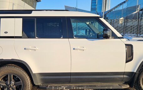 Land Rover Defender II, 2021 год, 5 850 000 рублей, 17 фотография