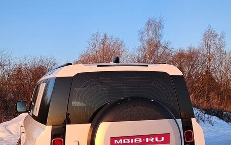 Land Rover Defender II, 2021 год, 5 850 000 рублей, 8 фотография