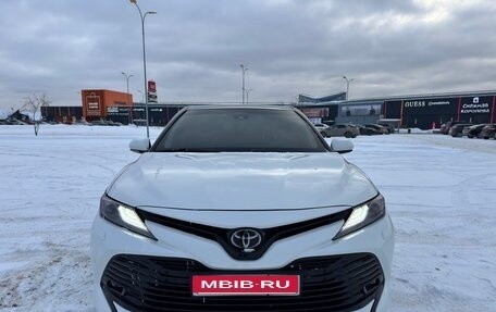 Toyota Camry, 2020 год, 3 300 000 рублей, 1 фотография