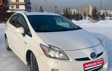 Toyota Prius, 2009 год, 1 249 000 рублей, 2 фотография