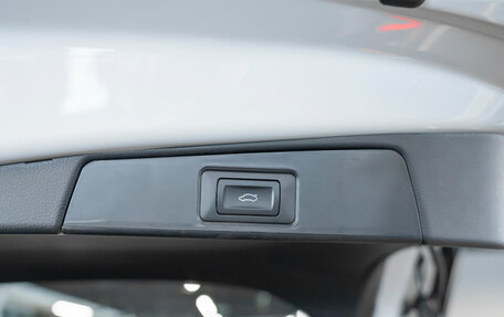 Toyota RAV4, 2025 год, 4 200 000 рублей, 27 фотография