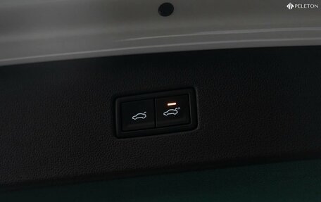 Volkswagen Tiguan II, 2019 год, 3 050 000 рублей, 25 фотография