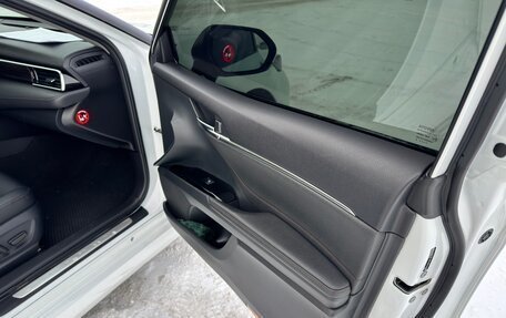 Toyota Camry, 2020 год, 3 300 000 рублей, 13 фотография