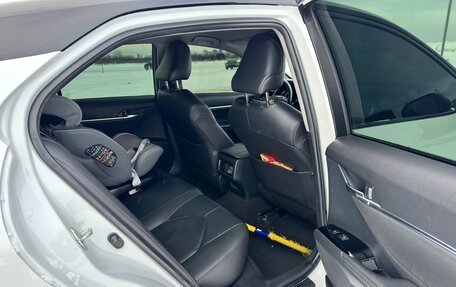 Toyota Camry, 2020 год, 3 300 000 рублей, 12 фотография