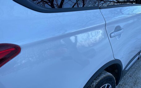 Mitsubishi Outlander III рестайлинг 3, 2018 год, 1 595 000 рублей, 10 фотография