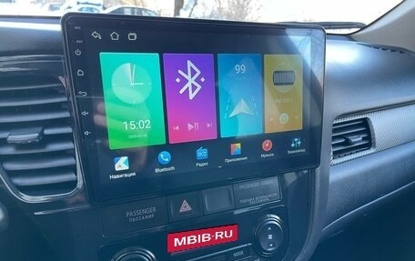 Mitsubishi Outlander III рестайлинг 3, 2018 год, 1 595 000 рублей, 24 фотография