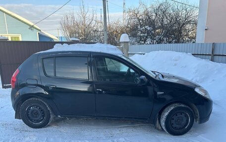 Renault Sandero I, 2014 год, 380 000 рублей, 3 фотография