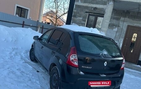 Renault Sandero I, 2014 год, 380 000 рублей, 2 фотография