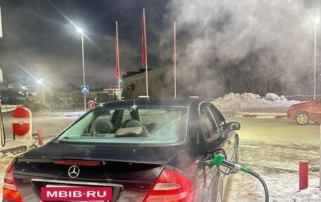 Mercedes-Benz E-Класс, 2004 год, 680 000 рублей, 3 фотография