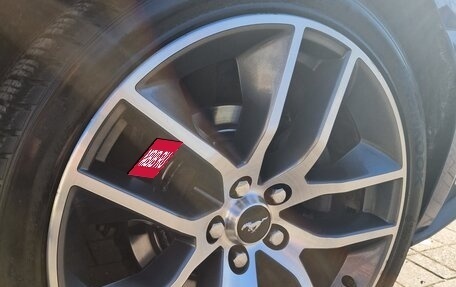 Ford Mustang VI рестайлинг, 2015 год, 1 970 000 рублей, 7 фотография