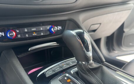 Opel Insignia II рестайлинг, 2019 год, 2 300 000 рублей, 22 фотография