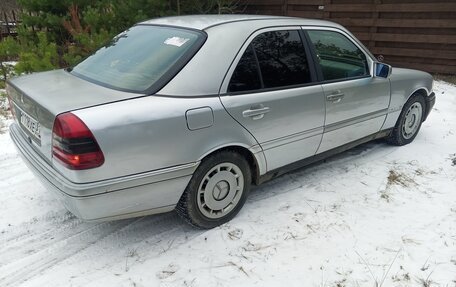 Mercedes-Benz C-Класс, 1995 год, 135 000 рублей, 5 фотография