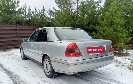 Mercedes-Benz C-Класс, 1995 год, 135 000 рублей, 4 фотография