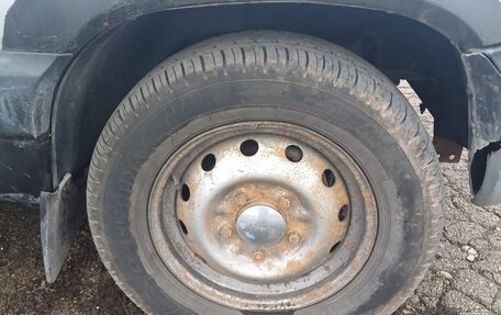 Chevrolet Niva I рестайлинг, 2004 год, 217 000 рублей, 6 фотография