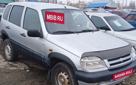 Chevrolet Niva I рестайлинг, 2004 год, 217 000 рублей, 2 фотография